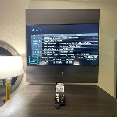ซูเปอร์ 8 บาย วินด์แฮม อีทากา Hotel อิทากา ภายนอก รูปภาพ