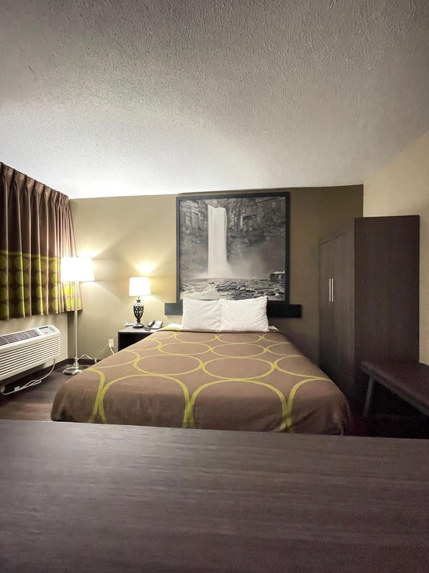 ซูเปอร์ 8 บาย วินด์แฮม อีทากา Hotel อิทากา ภายนอก รูปภาพ