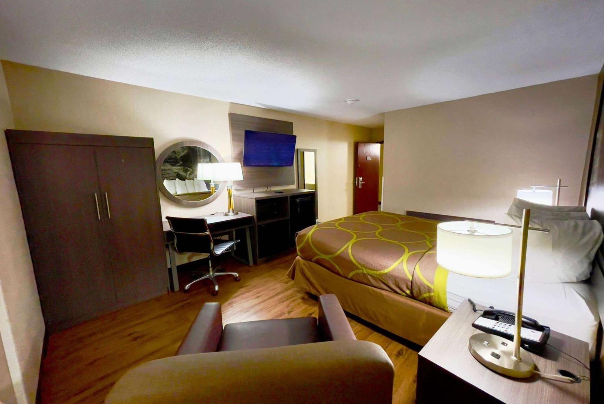ซูเปอร์ 8 บาย วินด์แฮม อีทากา Hotel อิทากา ภายนอก รูปภาพ