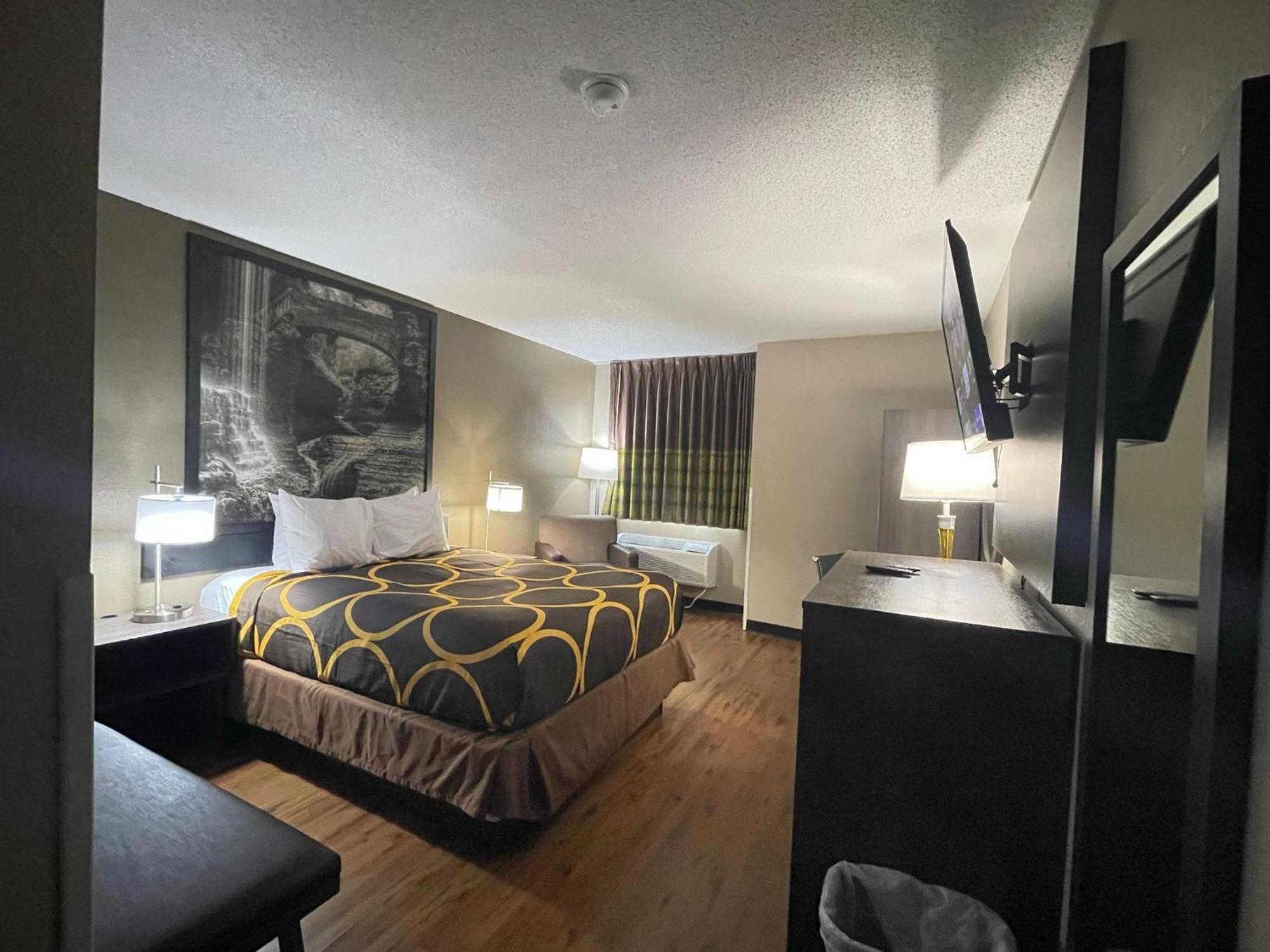 ซูเปอร์ 8 บาย วินด์แฮม อีทากา Hotel อิทากา ภายนอก รูปภาพ