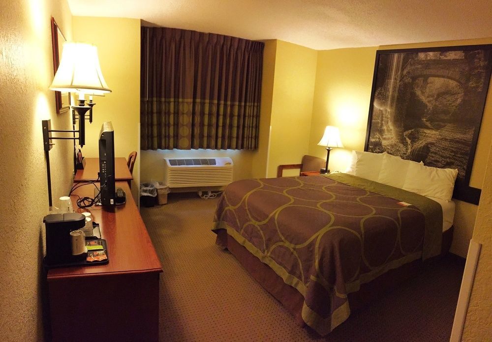 ซูเปอร์ 8 บาย วินด์แฮม อีทากา Hotel อิทากา ภายนอก รูปภาพ