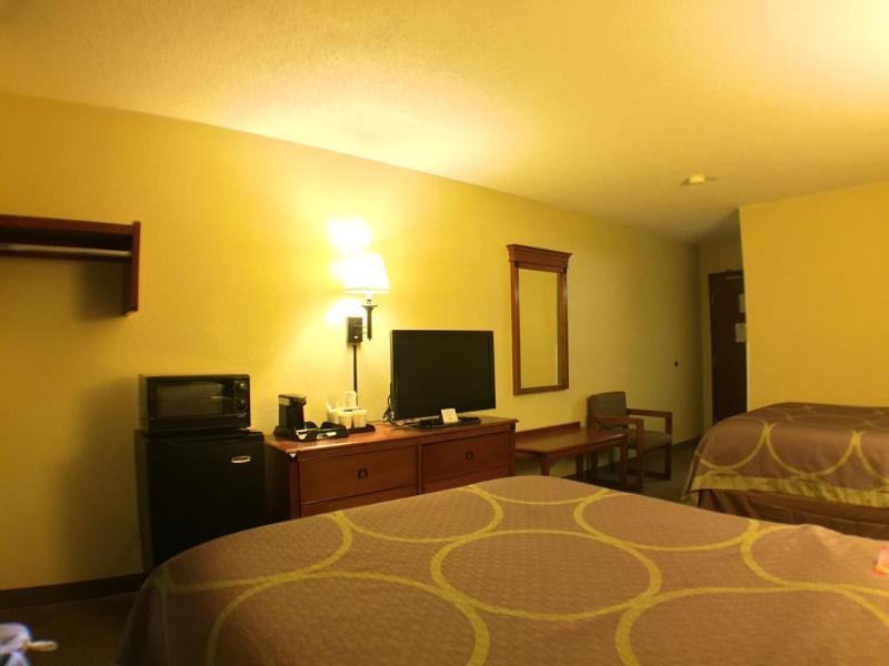 ซูเปอร์ 8 บาย วินด์แฮม อีทากา Hotel อิทากา ภายนอก รูปภาพ